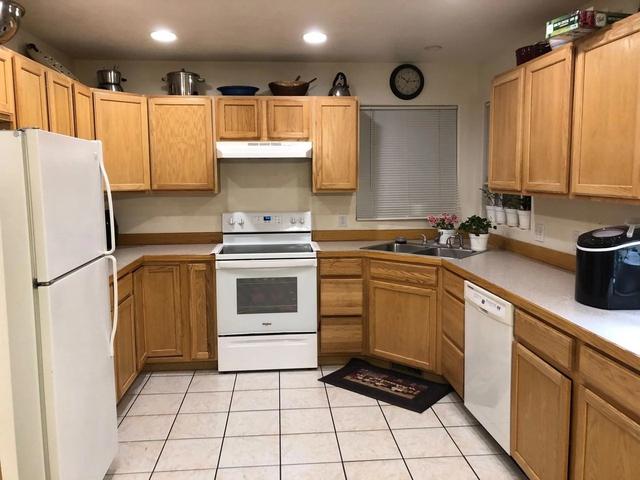 170 Latigo Dr, Gallatin Gateway, MT 59730