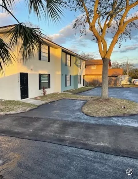 2254 W New Haven Ave, West Melbourne, FL 32904