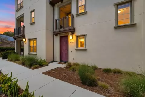 956 Blackstone Dr, San Marcos, CA 92078