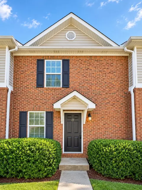 17 Middlebrook Dr, Cartersville, GA 30120