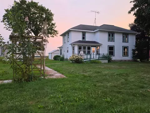 w11819 Moriah Road, Columbus, WI 53925