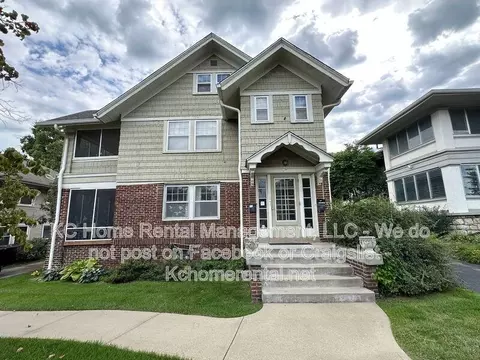 207 W 51st Ter #2, Kansas City, MO 64112