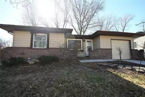 5720 N Drury Ave, Kansas City, MO 64119