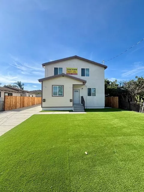 530 W 90th St, Los Angeles, CA 90044