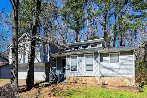 4416 Chartley Ln, Stone Mountain, GA 30083