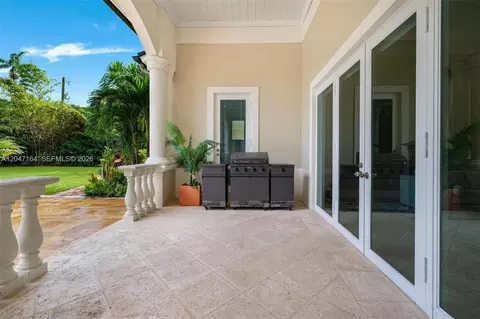 Undisclosed, Pinecrest, FL 33156 photo 33