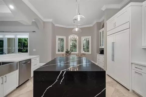 Undisclosed, Pinecrest, FL 33156 photo 4