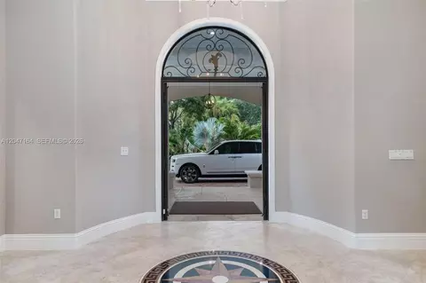 Undisclosed, Pinecrest, FL 33156 photo 17
