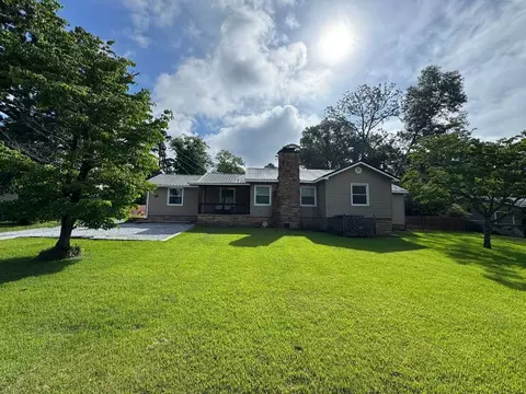 111 Althea St, Gadsden, AL 35904