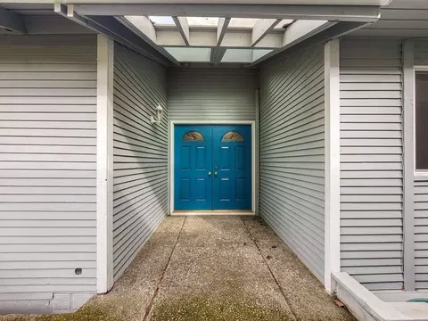7506 146th Ave NE, Redmond, WA 98052