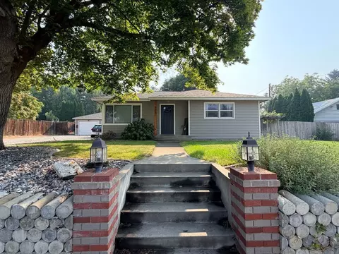 323 N Kentucky Ave, East Wenatchee, WA 98802