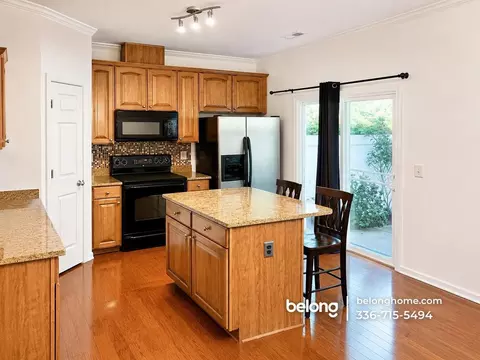318 Anterbury Dr, Apex, NC 27502