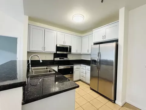 655 12th Streetunit #406, Oakland, CA 94607 photo 5