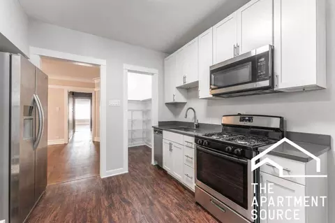 1452 W Winnemac Ave #3, Chicago, IL 60640
