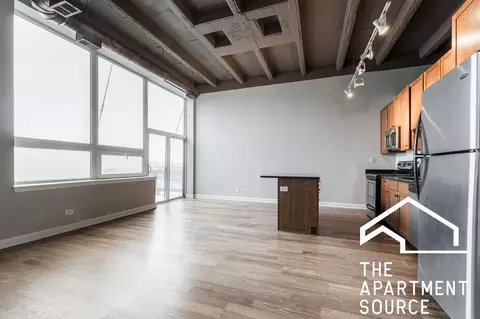 4131 W Belmont Ave #413, Chicago, IL 60641