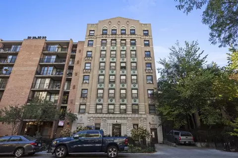 661 W Sheridan Rd #108, Chicago, IL 60613