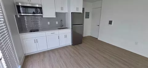 1025 W University Ave, San Diego, CA 92103