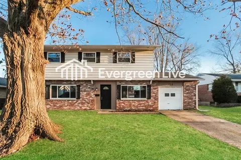 725 Decatur Ct, Forest Park, OH 45240