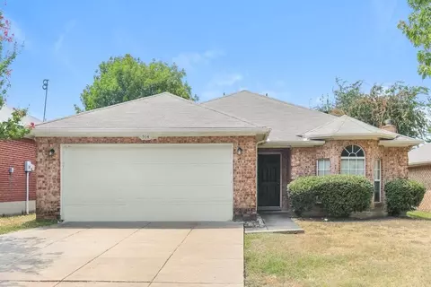 514 Blueberry Hill Ln, Mansfield, TX 76063