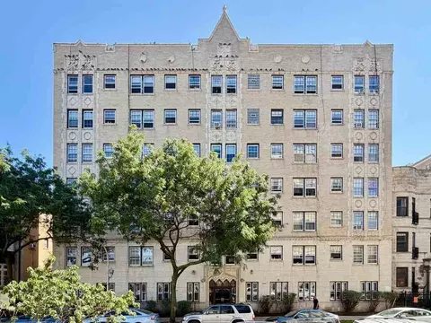 917 W Eastwood Ave #616, Chicago, IL 60640