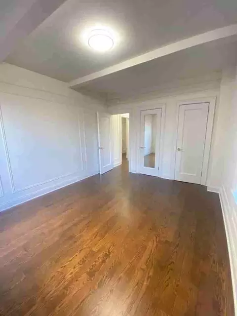25 W 68th St #1E, New York, NY 10023