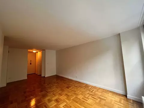 Undisclosed, New York, NY 10017