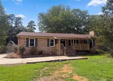 4506 Southern Webbing Mill Rd, Greensboro, NC 27405