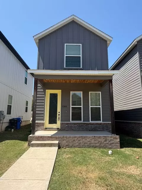 1365 S Duncan Ave, Fayetteville, AR 72701
