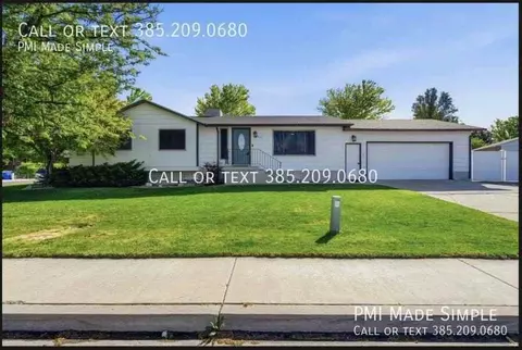 1438 N Trinnaman Ln, Lehi, UT 84043