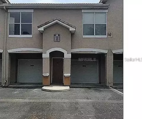 17909 Villa Creek Dr, Tampa, FL 33647