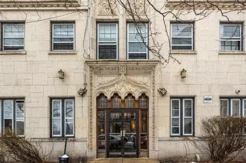 917 W Eastwood Ave #705, Chicago, IL 60640