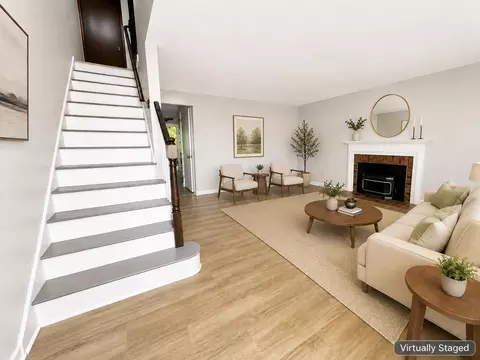 86 Brandywine Ln #86, Suffield, CT 06078