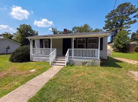 91 Anthony St, Pittsboro, NC 27312