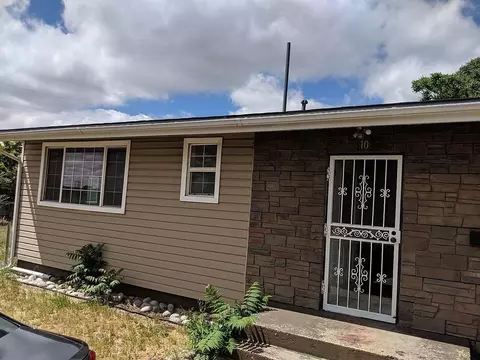 10 Bowie Ct, Denver, CO 80221