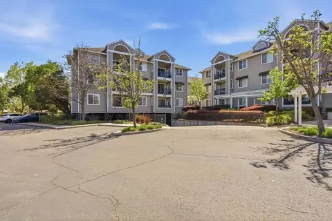 1982 W Bayshore Rd #310, East Palo Alto, CA 94303