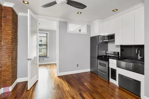16 E 116th St #4C, New York, NY 10029