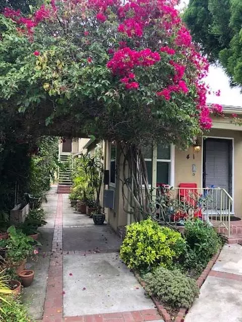 3571 Beethoven St #3, Los Angeles, CA 90066