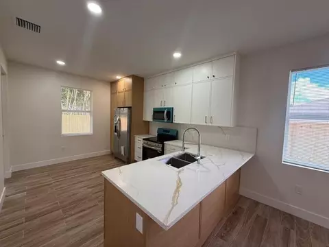 7723 S Haverhill Rd, Greenacres, FL 33463