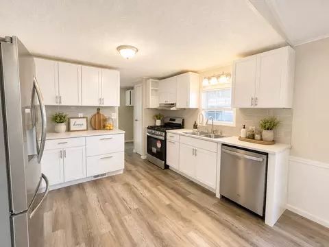 28 Bellwood Dr #28, Swartz Creek, MI 48473