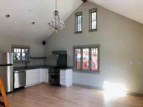 1020 Bay St #A, Santa Monica, CA 90405