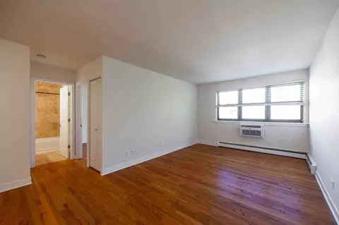 625 W Wrightwood Ave #506, Chicago, IL 60614