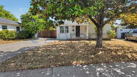 3371 64th St, Sacramento, CA 95820