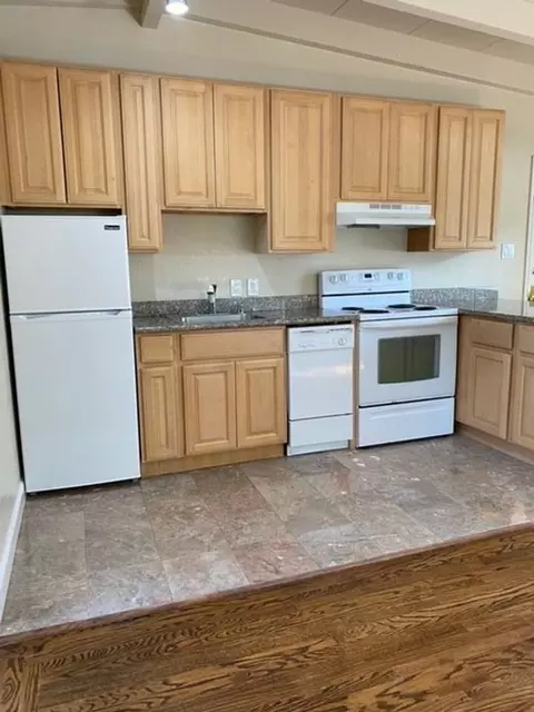 1943 Euclid Ave, Menlo Park, CA 94025