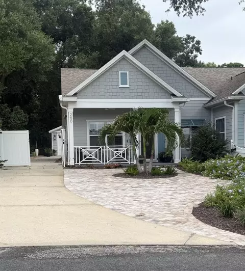 260 Fearon Ave #260, Mount Dora, FL 32757