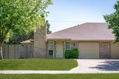 1801 Park Pl #1801, Sherman, TX 75092