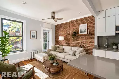 Undisclosed, New York, NY 10011