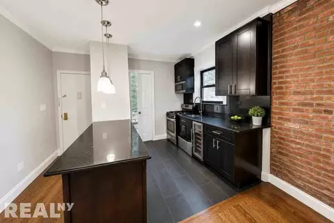 Undisclosed, New York, NY 10019