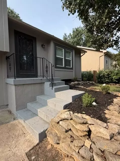 1439 N Martway Dr #NA, Olathe, KS 66061