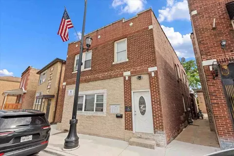 7136 W Windsor Ave #2R, Berwyn, IL 60402