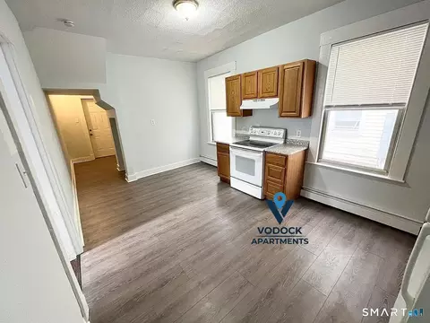 39 Shepard St #1, New Haven, CT 06511